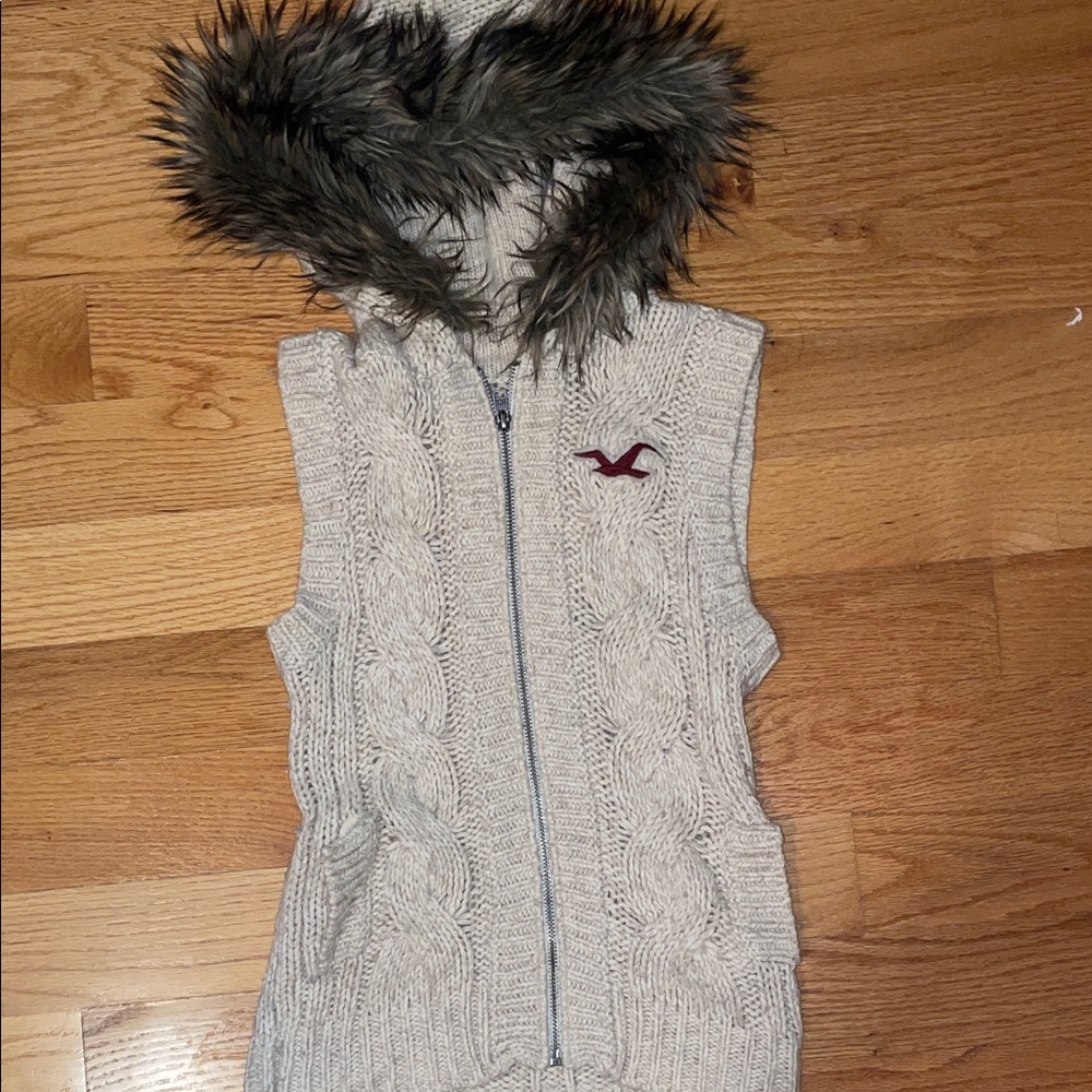 Hollister Cream Cable Knit Vest with Faux Fur Hood
